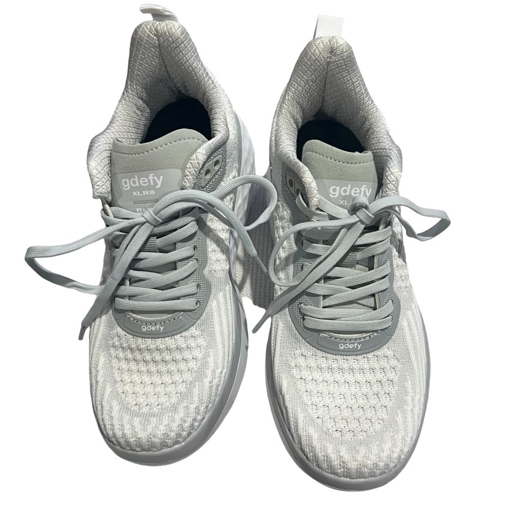 GDEFY XLR8 Run Verso Cloud in Women’s Size 6. Excellent Unused Condition - Picture 2 of 15